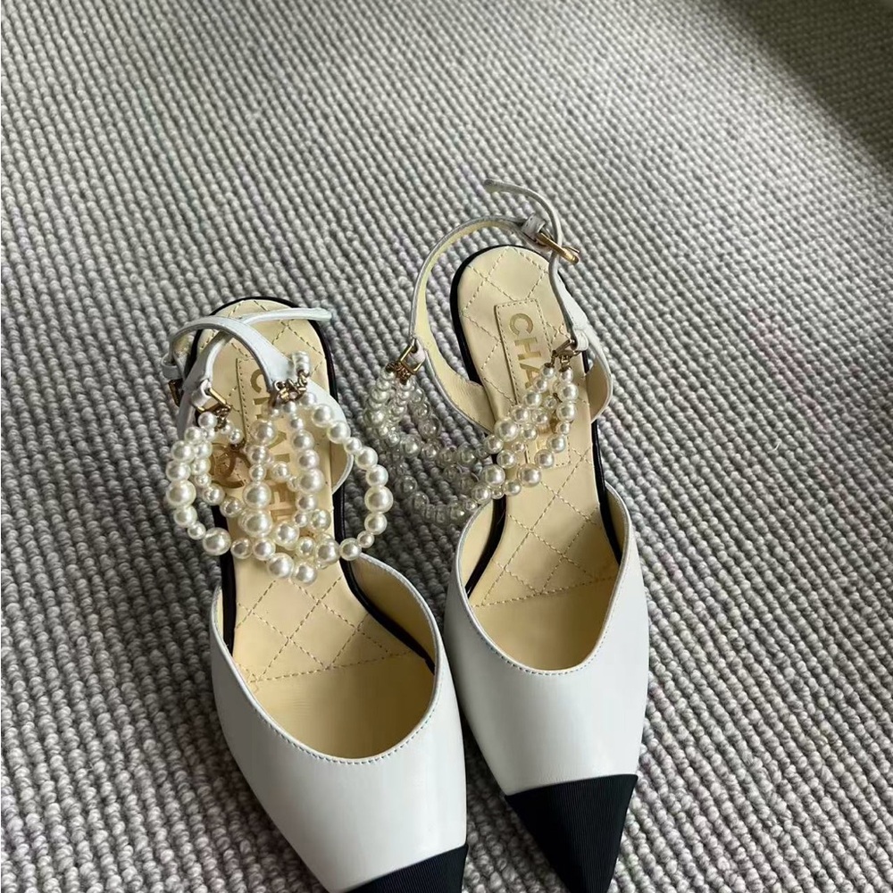 CHANEL White and Black Heels with Pearl Details